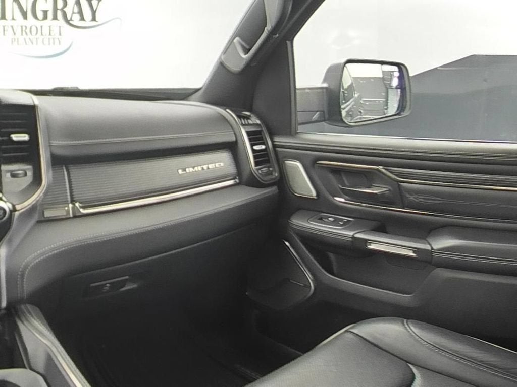 2021 RAM 1500 Limited Crew Cab 4x4 5'7" Box