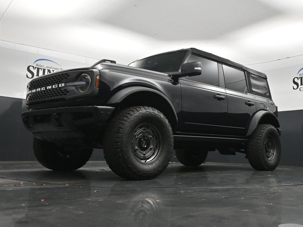 2023 Ford Bronco Base