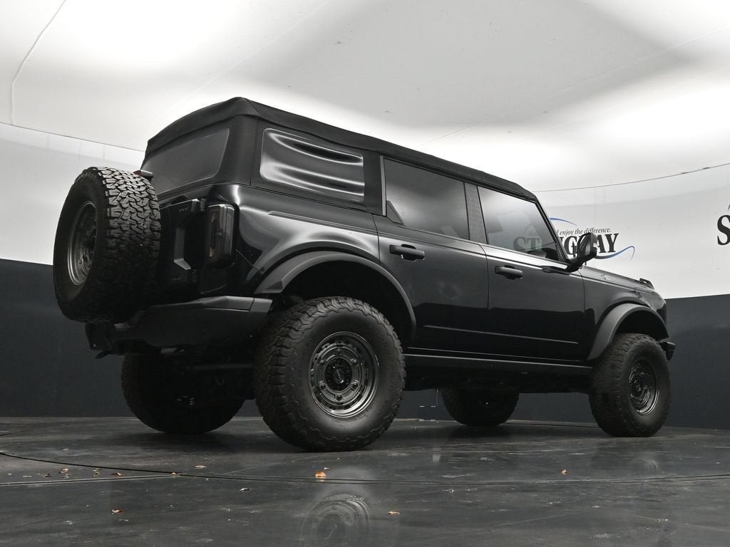 2023 Ford Bronco Base