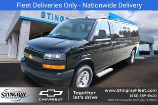 2025 Chevrolet Express Passenger 1LS