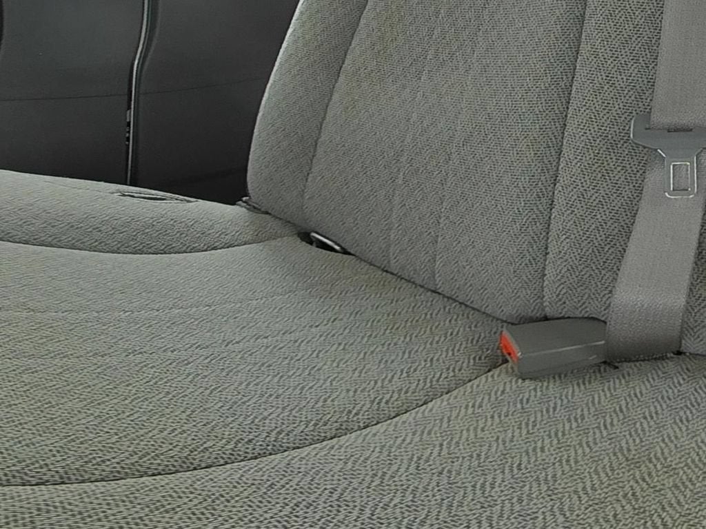 2025 Chevrolet Express Passenger 1LT