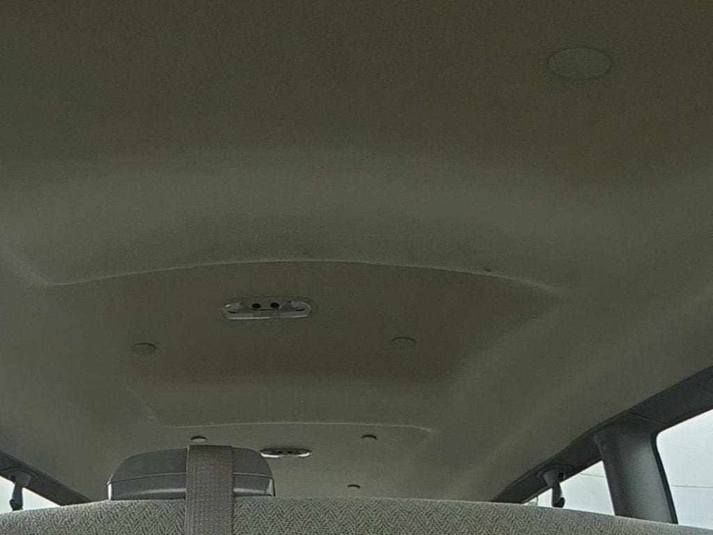 2025 Chevrolet Express Passenger 1LT
