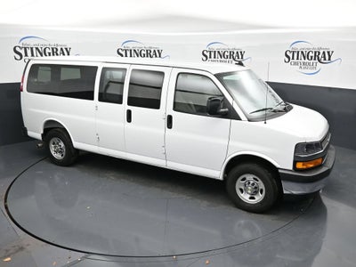 2025 Chevrolet Express Passenger 1LT