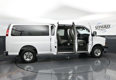 2025 Chevrolet Express Passenger 1LT