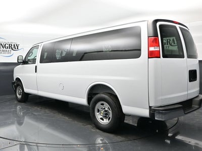 2025 Chevrolet Express Passenger 1LT
