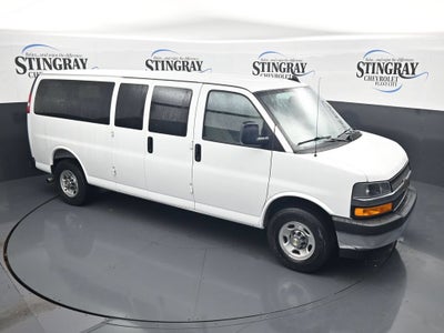 2025 Chevrolet Express Passenger 1LT