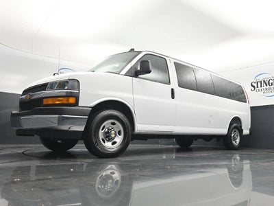 2025 Chevrolet Express Passenger 1LT