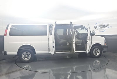 2025 Chevrolet Express Passenger 1LT