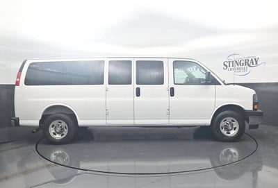2025 Chevrolet Express Passenger 1LT