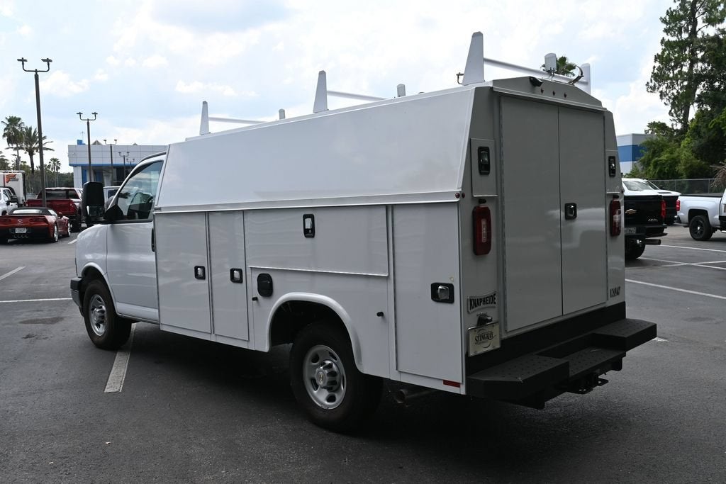 2025 Chevrolet Express Cutaway 3500 1WT