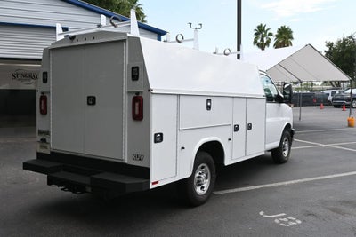 2025 Chevrolet Express Cutaway 3500 1WT