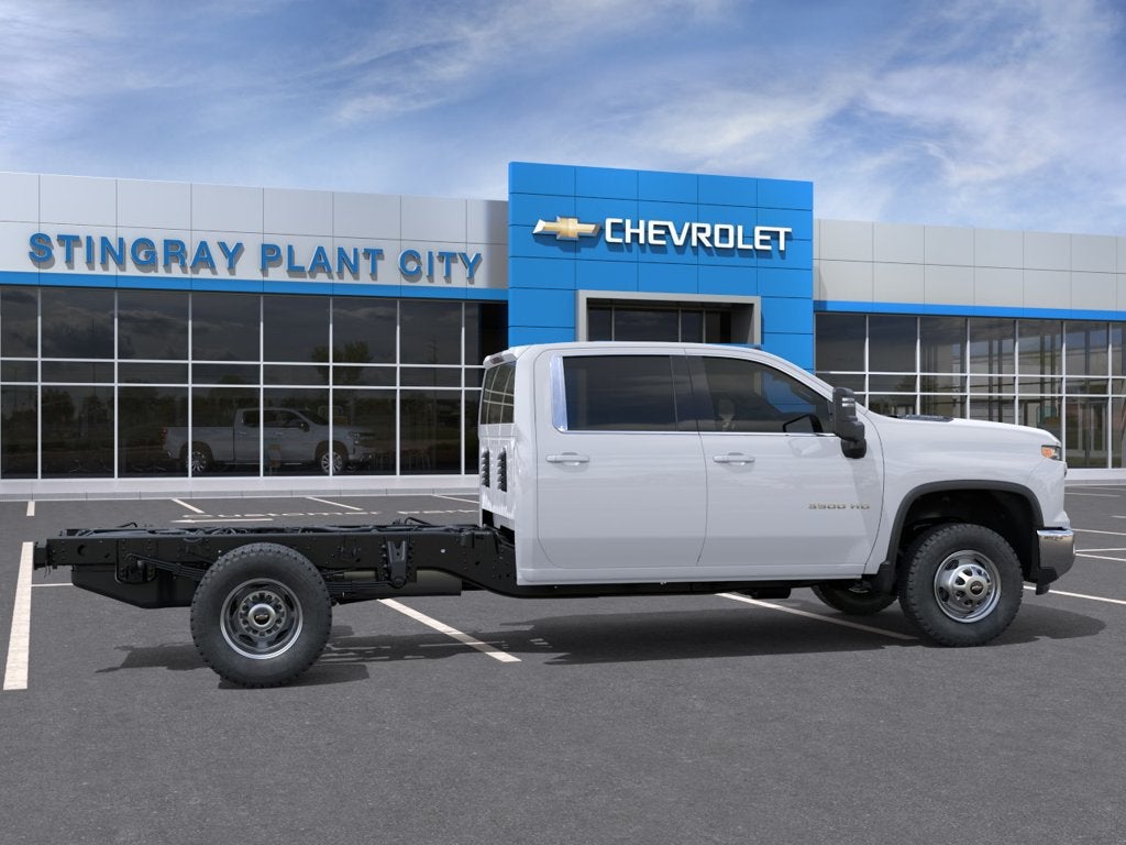 2025 Chevrolet Silverado 3500 HD Chassis Cab Work Truck