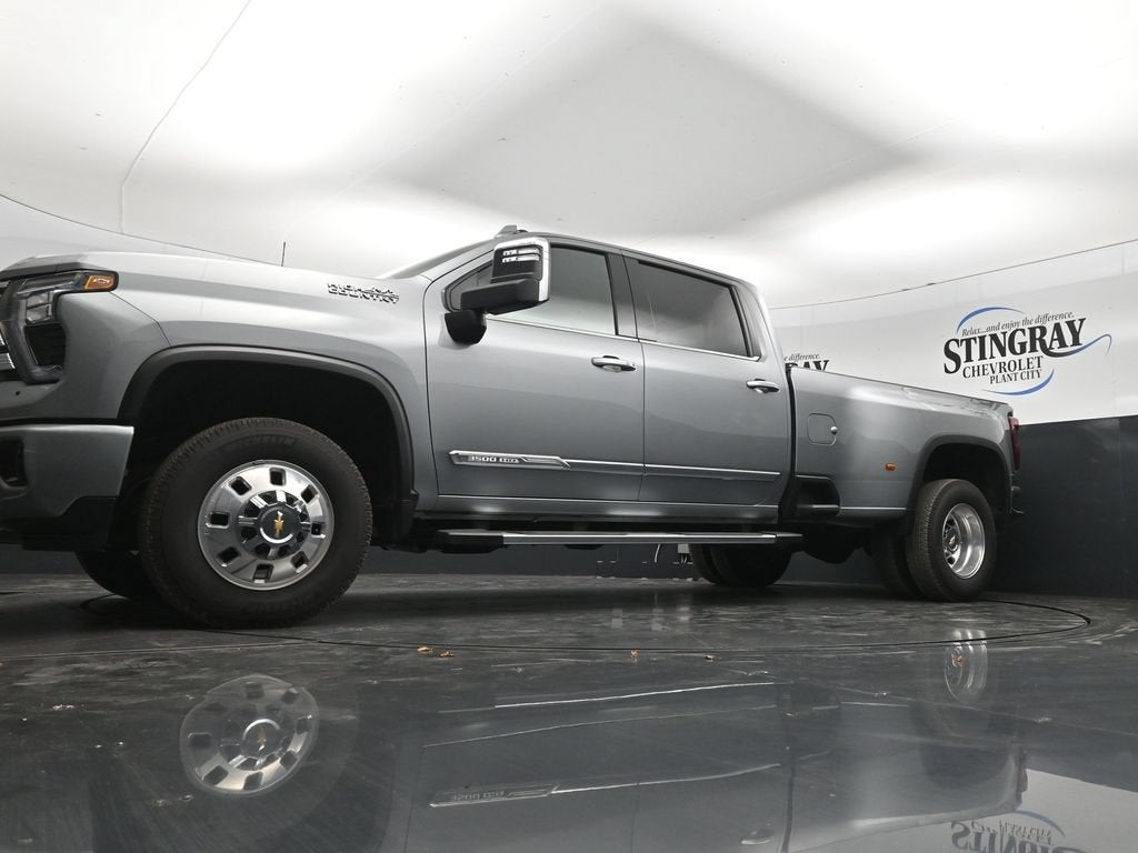 2026 Chevrolet Silverado 3500 HD High Country DRW