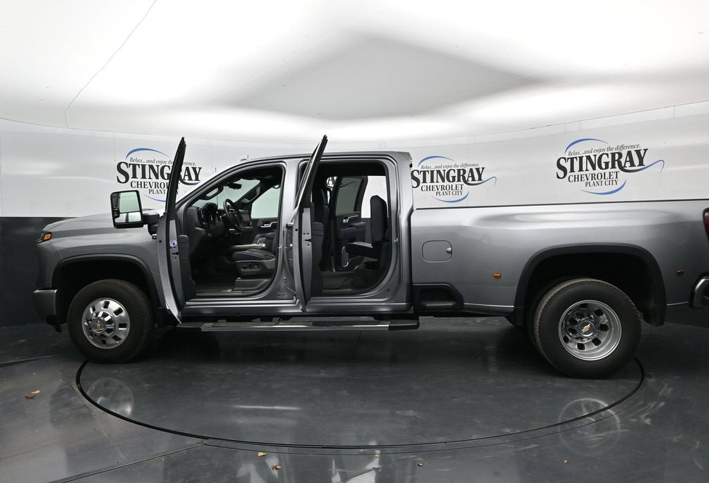 2026 Chevrolet Silverado 3500 HD High Country DRW