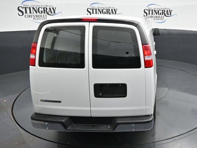 2025 Chevrolet Express Cargo WT