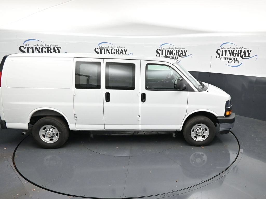 2025 Chevrolet Express Cargo WT