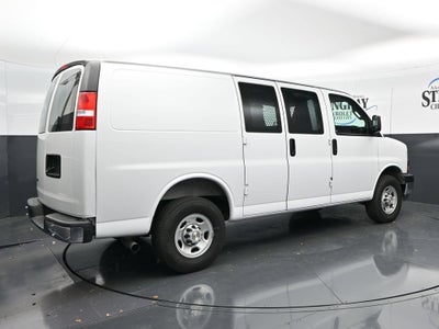 2025 Chevrolet Express Cargo WT