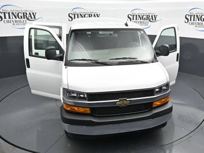 2025 Chevrolet Express Cargo WT