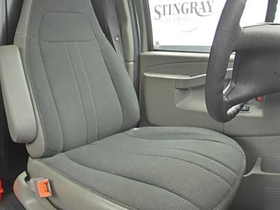 2025 Chevrolet Express Cargo WT
