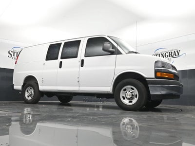 2025 Chevrolet Express Cargo WT