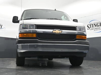2025 Chevrolet Express Cargo WT
