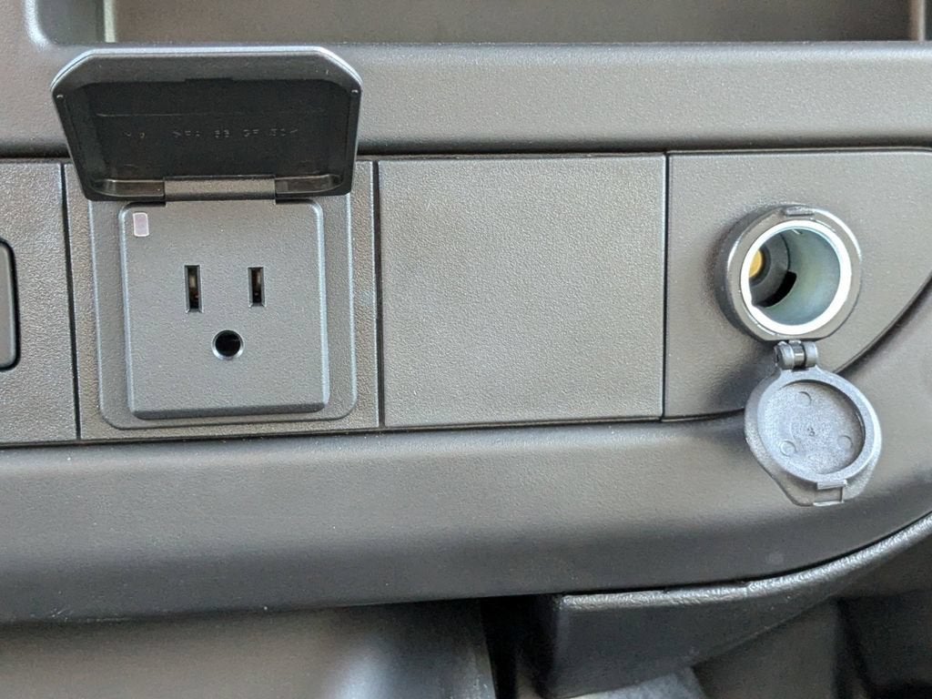 2024 Chevrolet Express Cargo 3500 WT