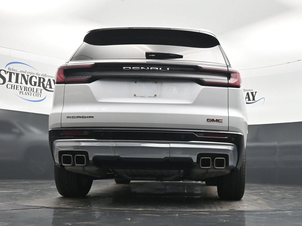 2025 GMC Acadia Denali