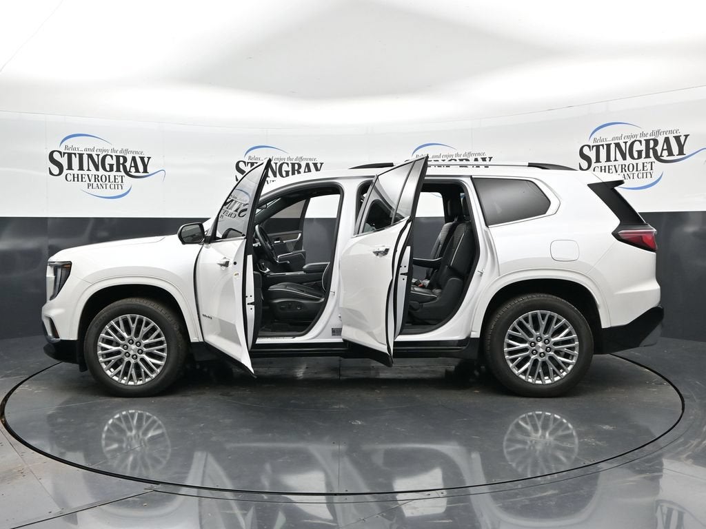 2025 GMC Acadia Denali
