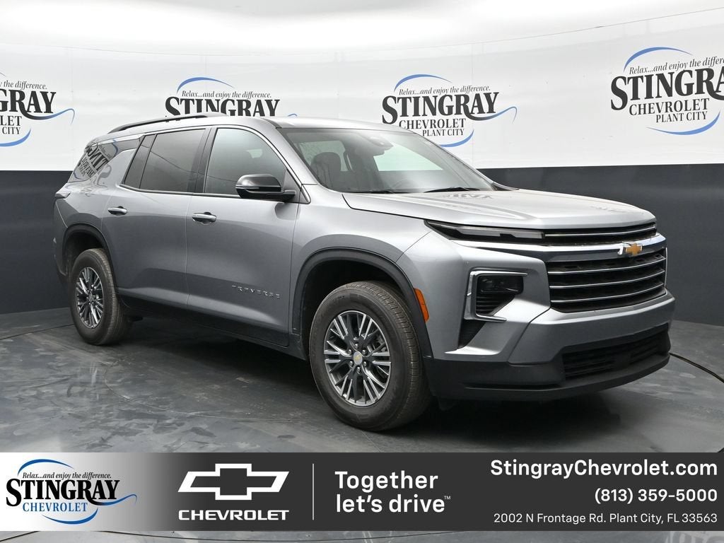 2025 Chevrolet Traverse LT