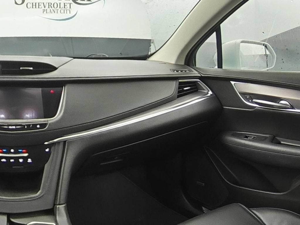 2017 Cadillac XT5 Luxury FWD