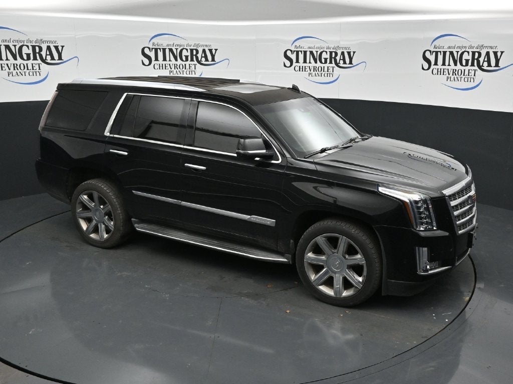 2017 Cadillac Escalade Luxury