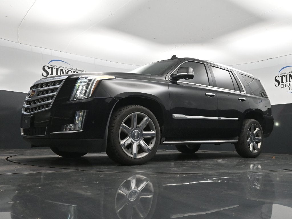2017 Cadillac Escalade Luxury
