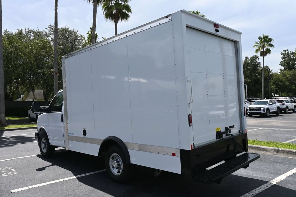 2025 Chevrolet Express Cutaway 3500 1WT
