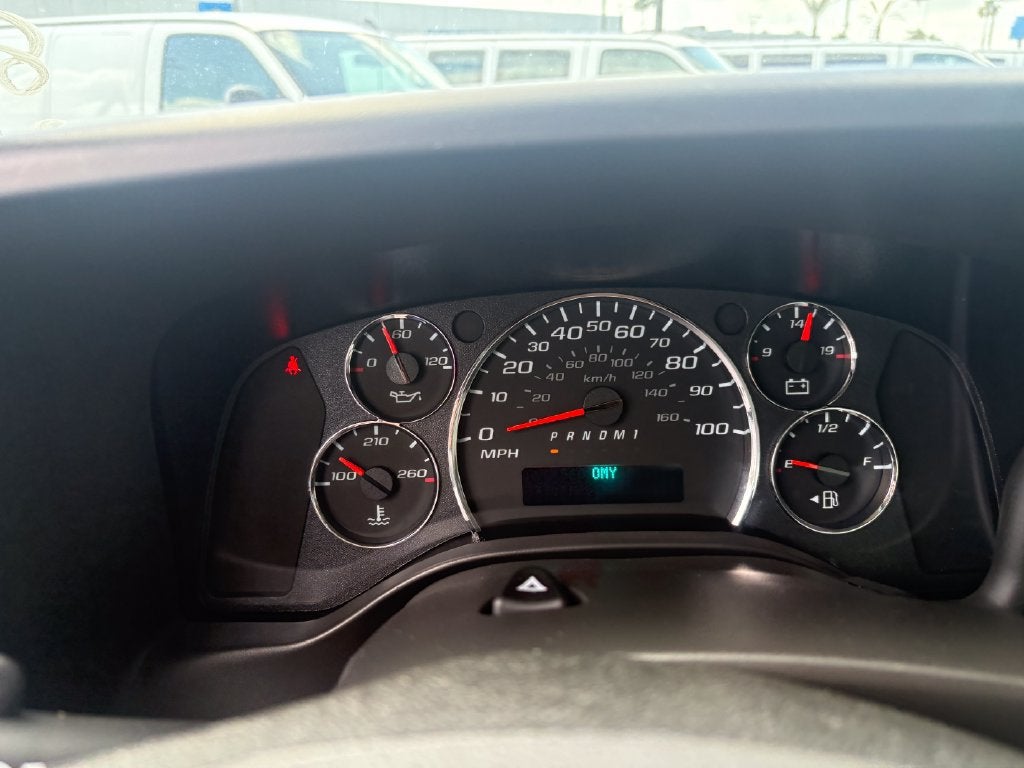 2026 Chevrolet Express Cutaway 3500 1WT