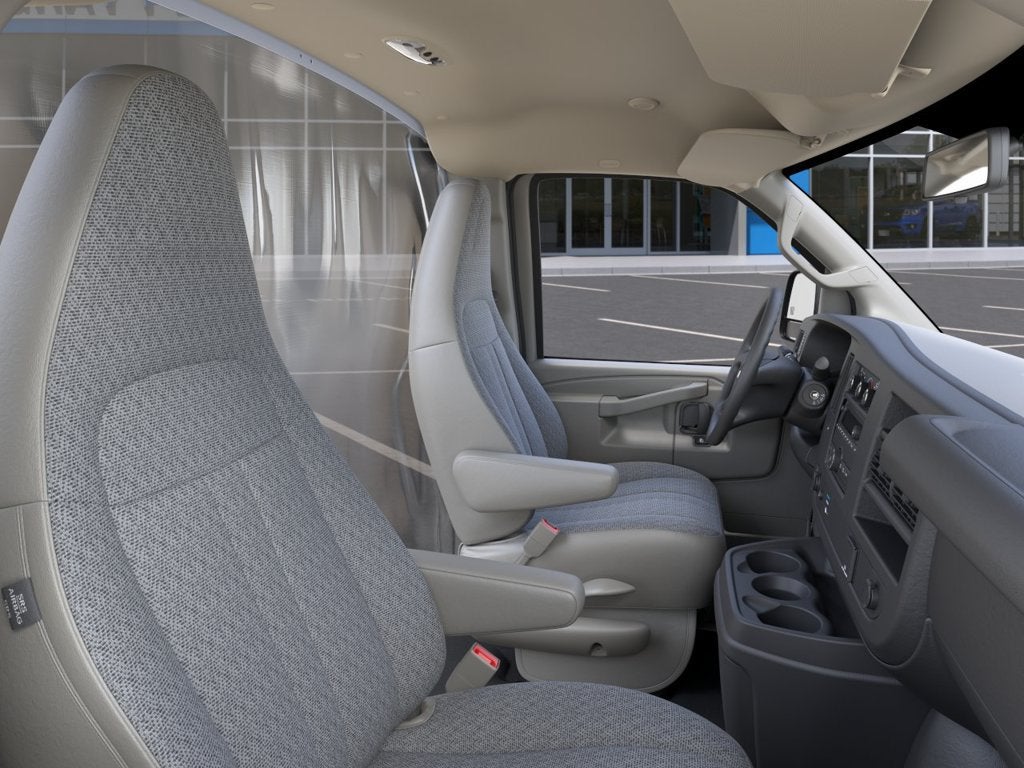 2026 Chevrolet Express Cutaway 3500 1WT