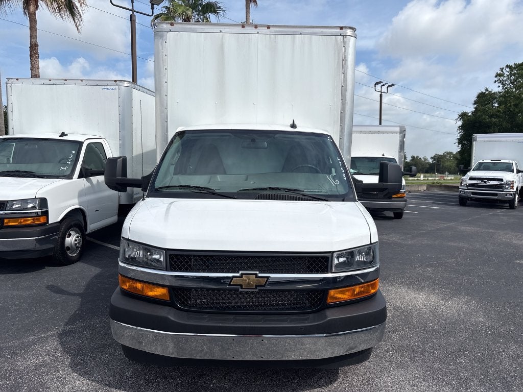 2025 Chevrolet Express Cutaway 4500 2WT
