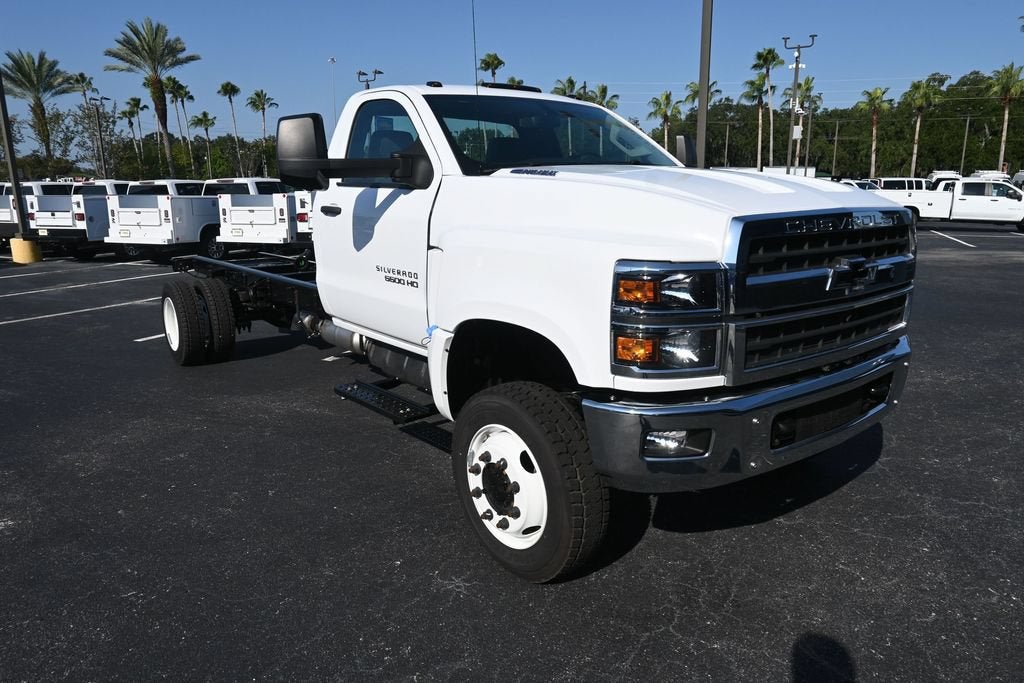 2024 Chevrolet Silverado 5500 HD Work Truck