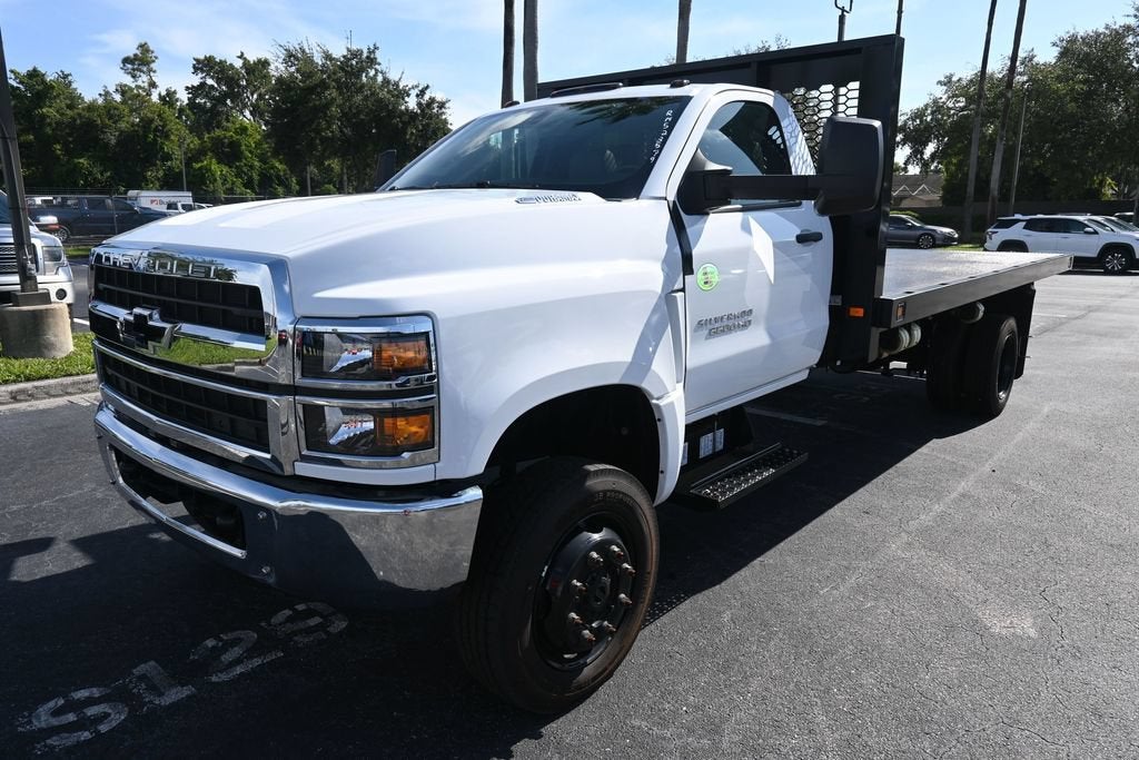 2024 Chevrolet Silverado 5500 HD Work Truck
