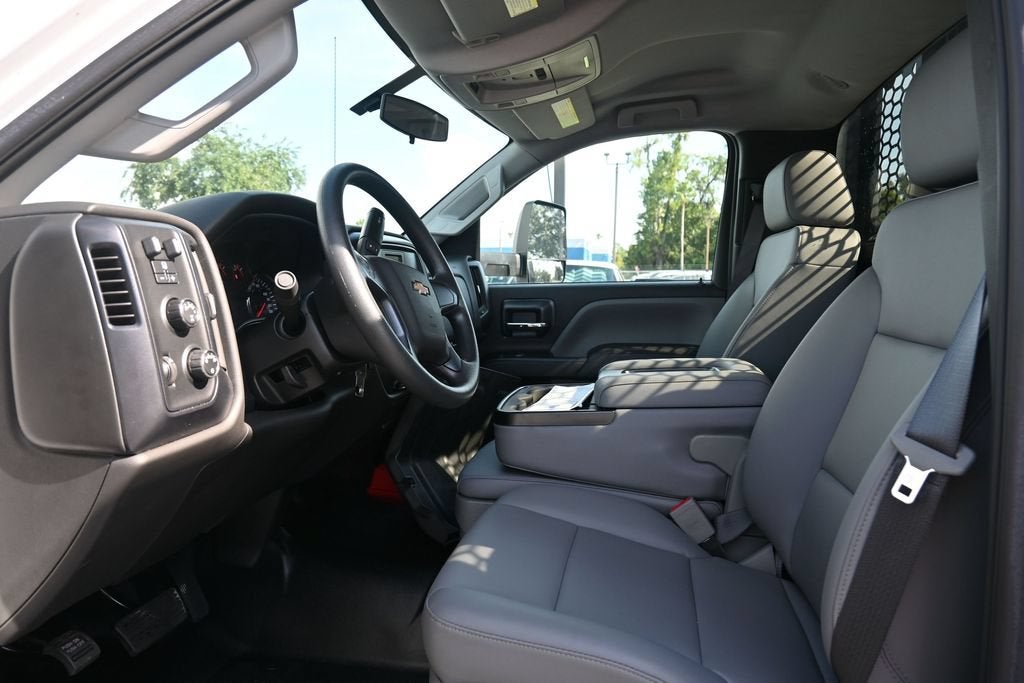 2024 Chevrolet Silverado 5500 HD Work Truck