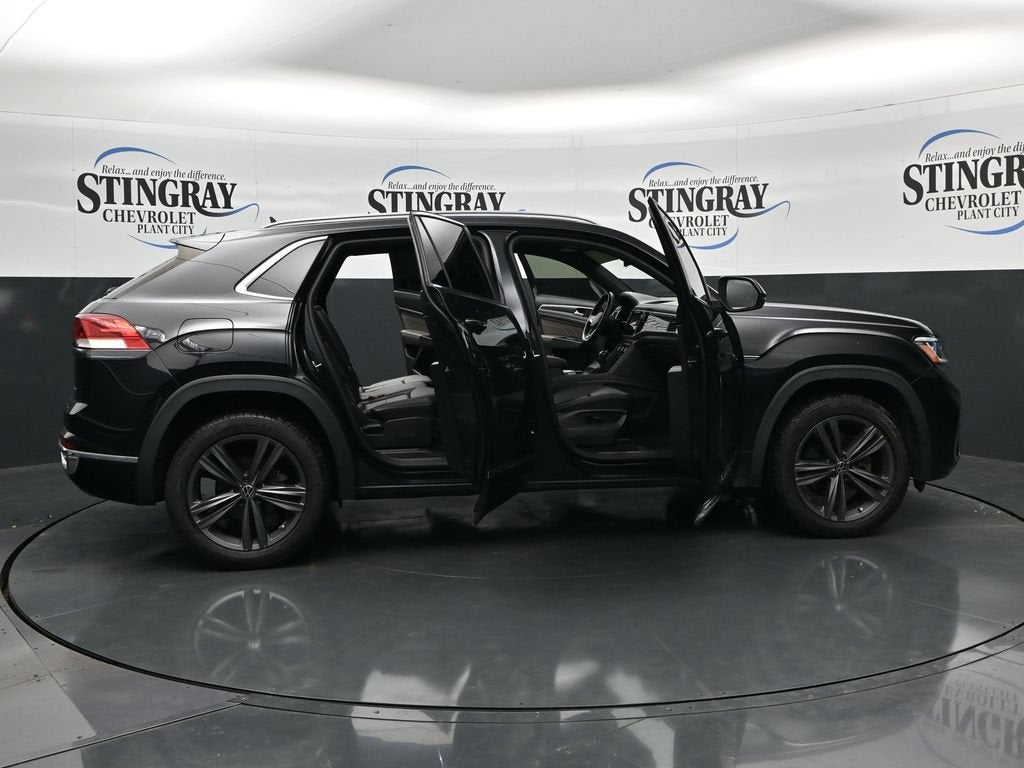 2022 Volkswagen Atlas Cross Sport 2.0T SEL R-Line