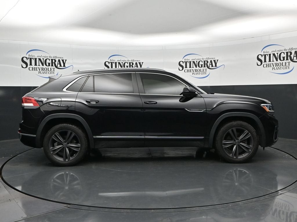 2022 Volkswagen Atlas Cross Sport 2.0T SEL R-Line