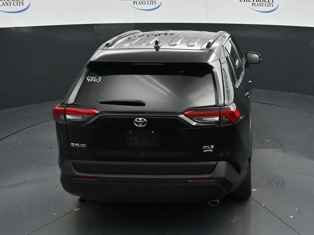 2025 Toyota RAV4 XLE
