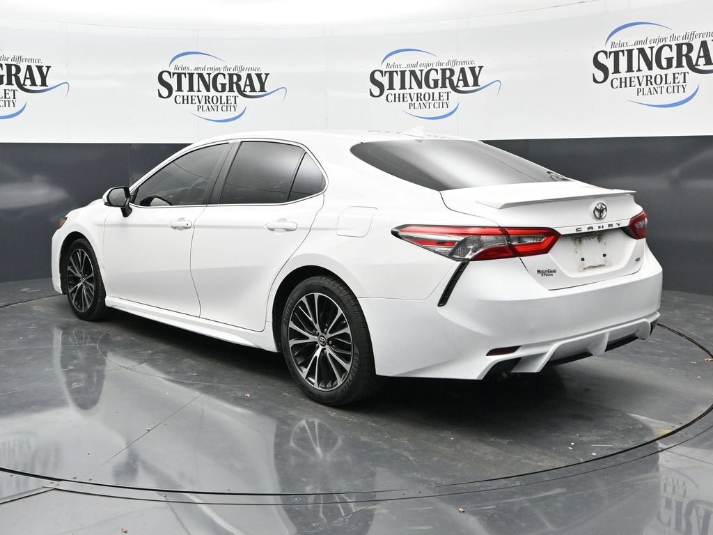 2019 Toyota Camry SE