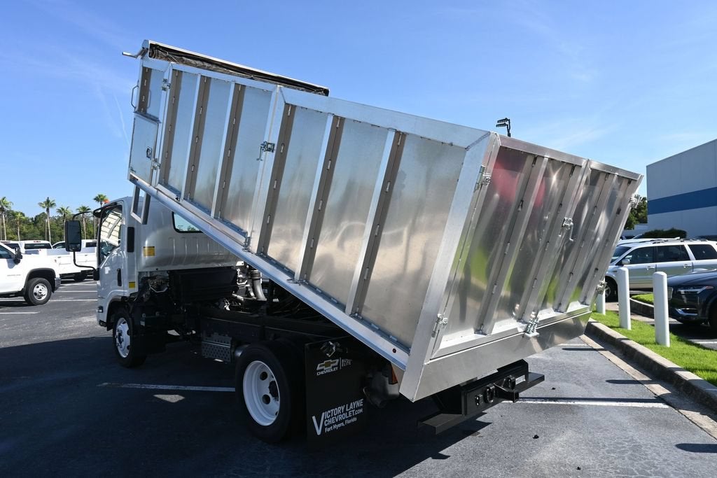 2025 Chevrolet Low Cab Forward 4500 HG NA