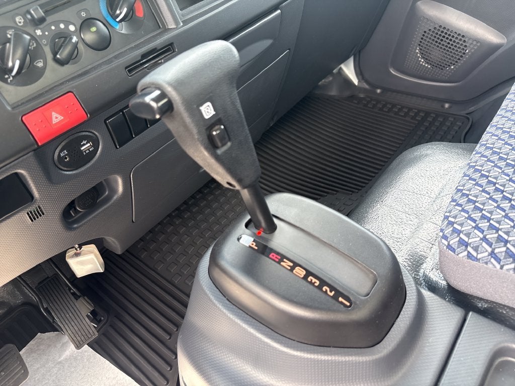 2025 Chevrolet Low Cab Forward 5500 XG 1WT