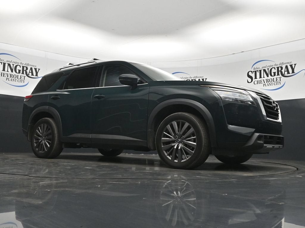 2024 Nissan Pathfinder SL FWD