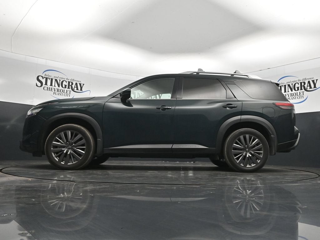 2024 Nissan Pathfinder SL FWD