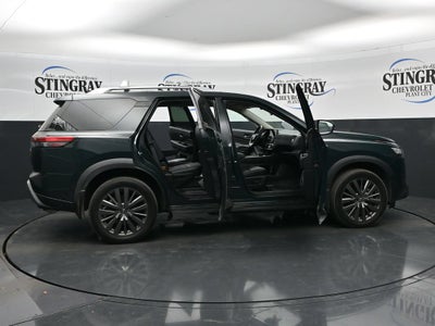 2024 Nissan Pathfinder SL FWD