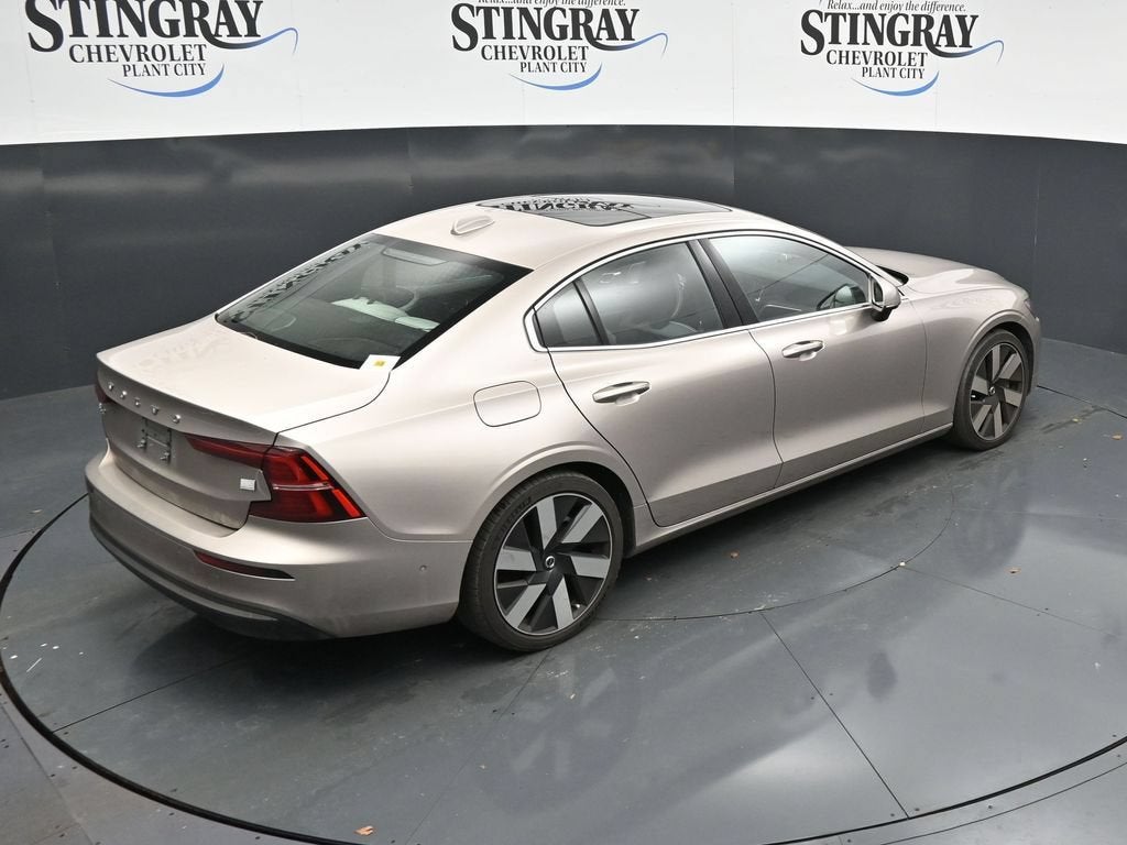 2023 Volvo S60 Recharge Plug-In Hybr Ultimate Bright Theme