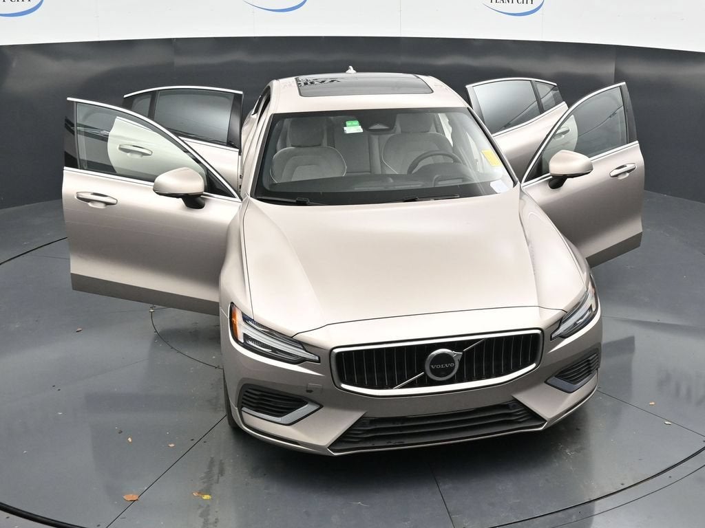 2023 Volvo S60 Recharge Plug-In Hybr Ultimate Bright Theme